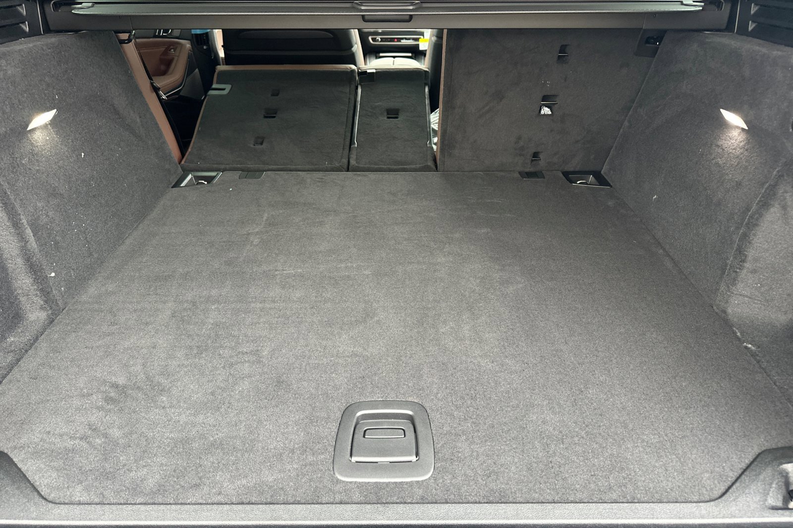 New 2026 BMW X5 xDrive40i w/ Executive Package image 12