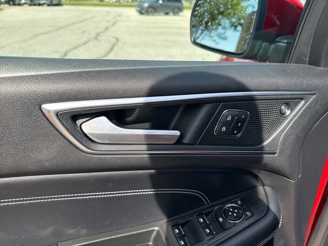 Certified 2021 Ford Edge Titanium w/ Class II Trailer Tow Package AWD/4WD image 25