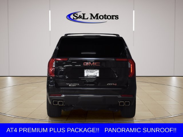 Used 2025 GMC Yukon AT4 w/ AT4 Premium Plus Package AWD/4WD image 7
