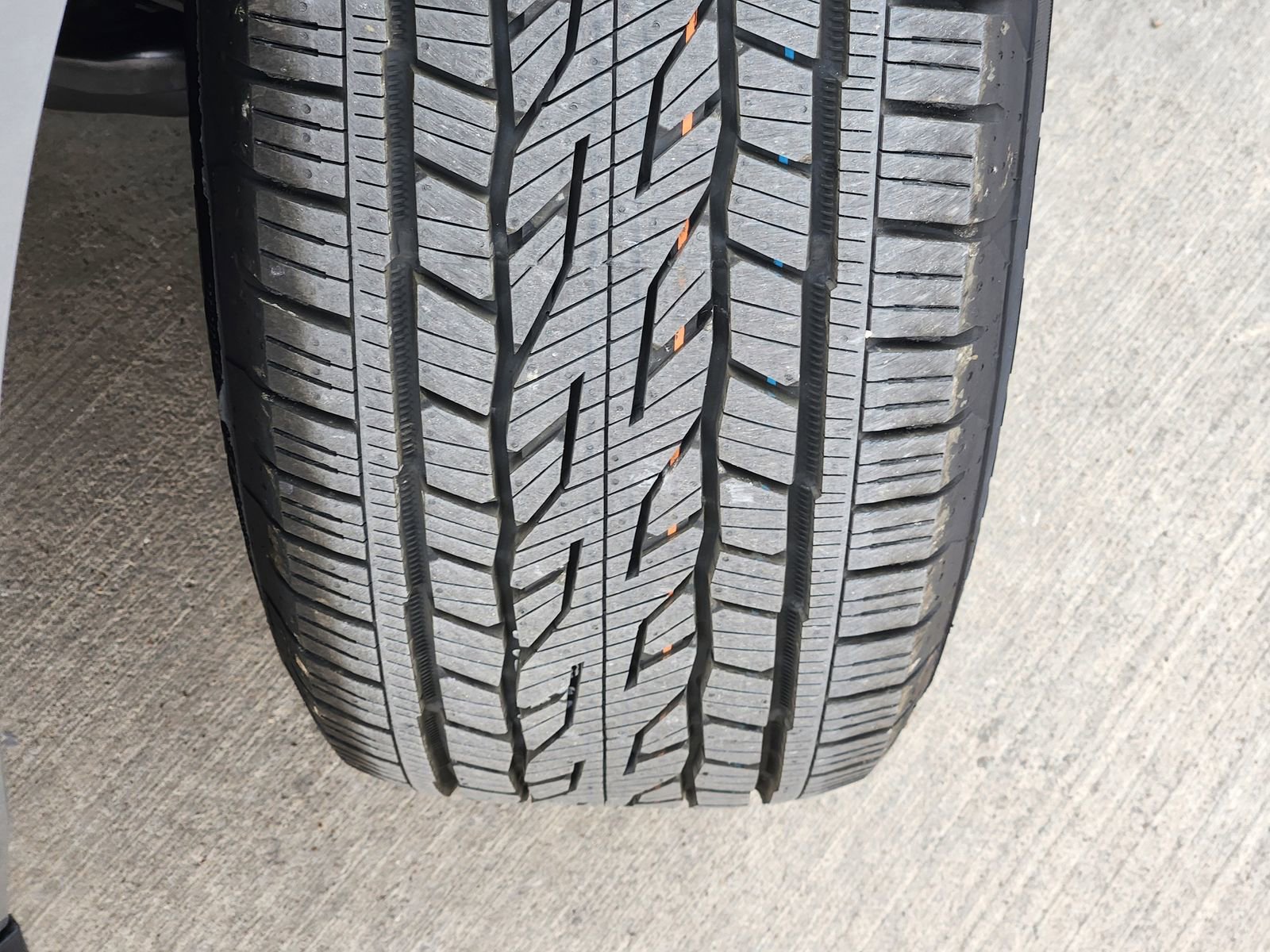 New 2026 Chevrolet Suburban LT image 6