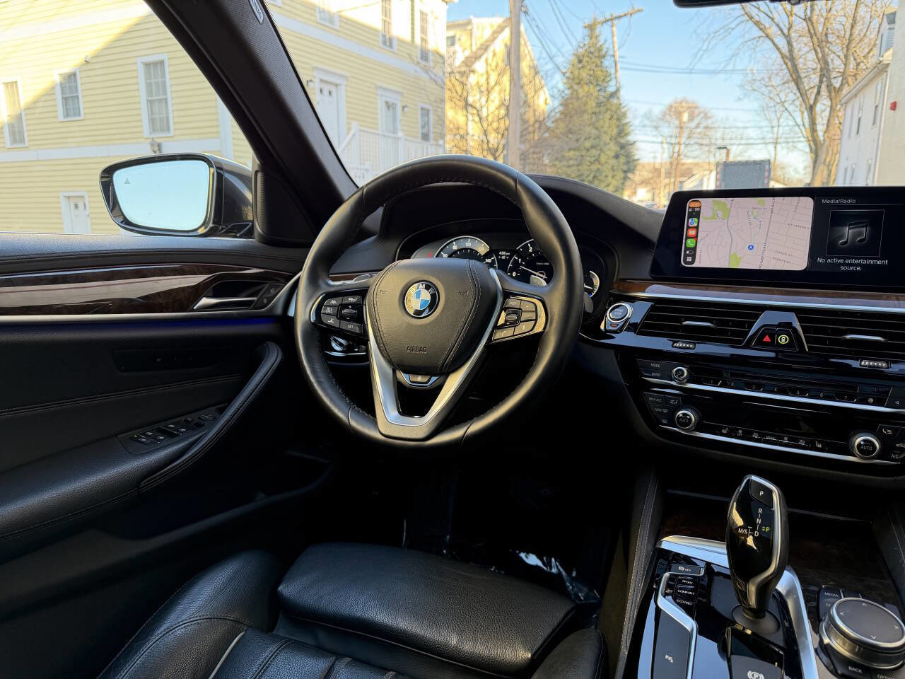 Used 2018 BMW 540i xDrive image 32