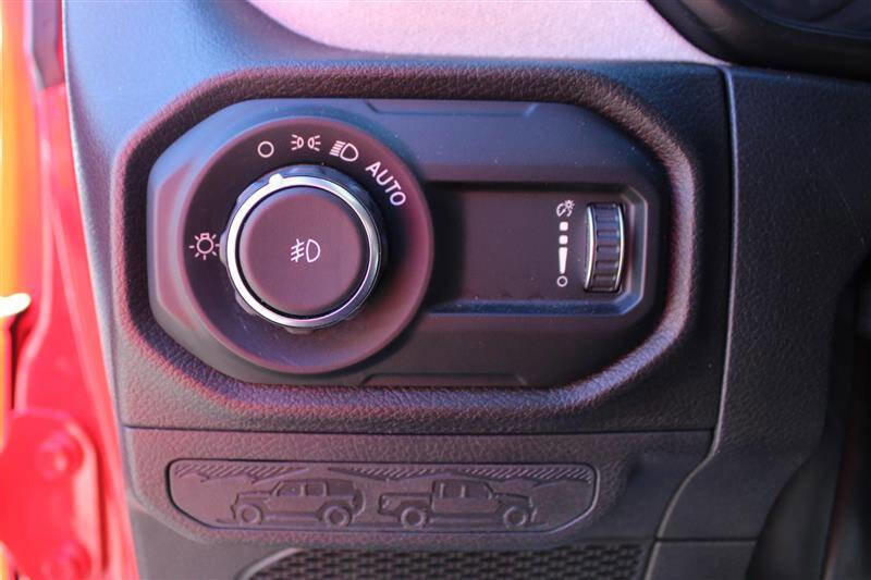 Used 2024 Jeep Wrangler Unlimited Sport image 18