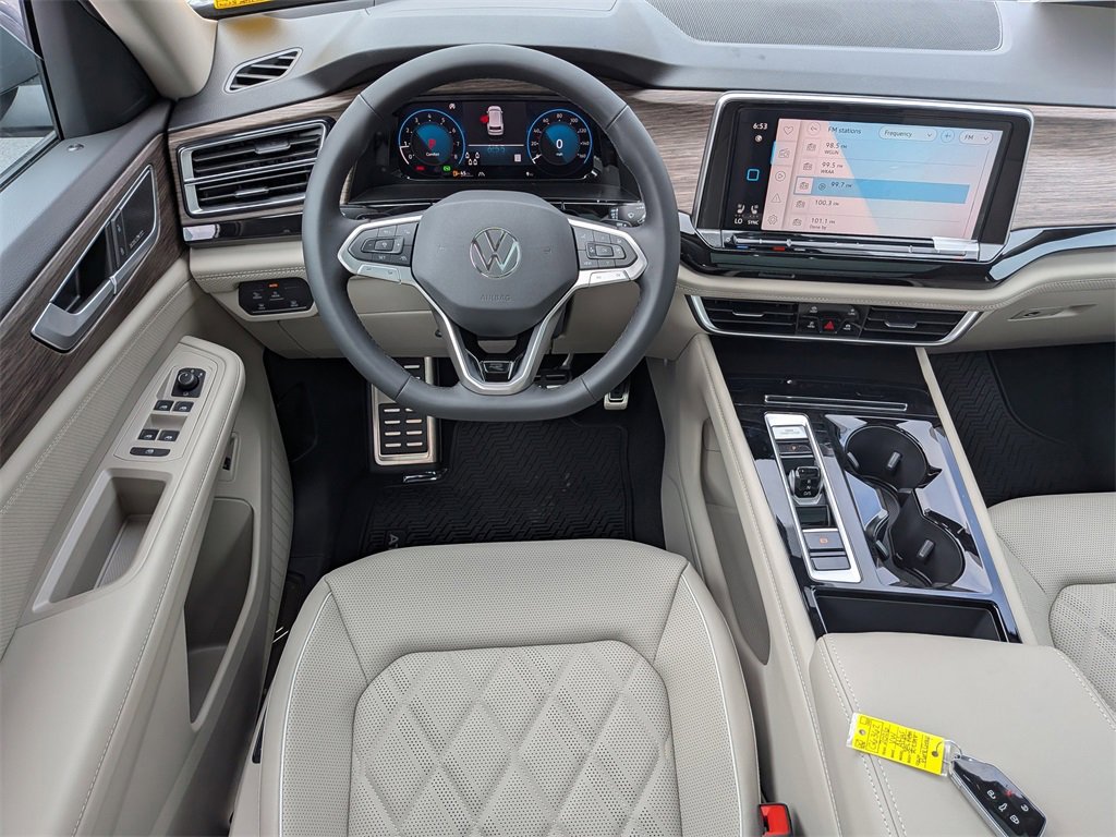 New 2026 Volkswagen Atlas SEL Premium R-Line image 18