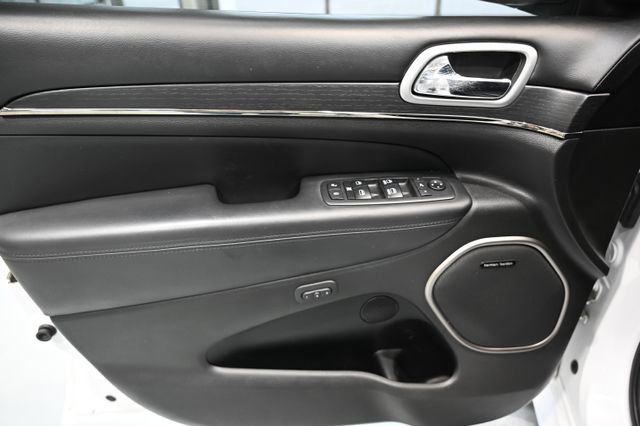 Used 2018 Jeep Grand Cherokee High Altitude AWD/4WD image 28