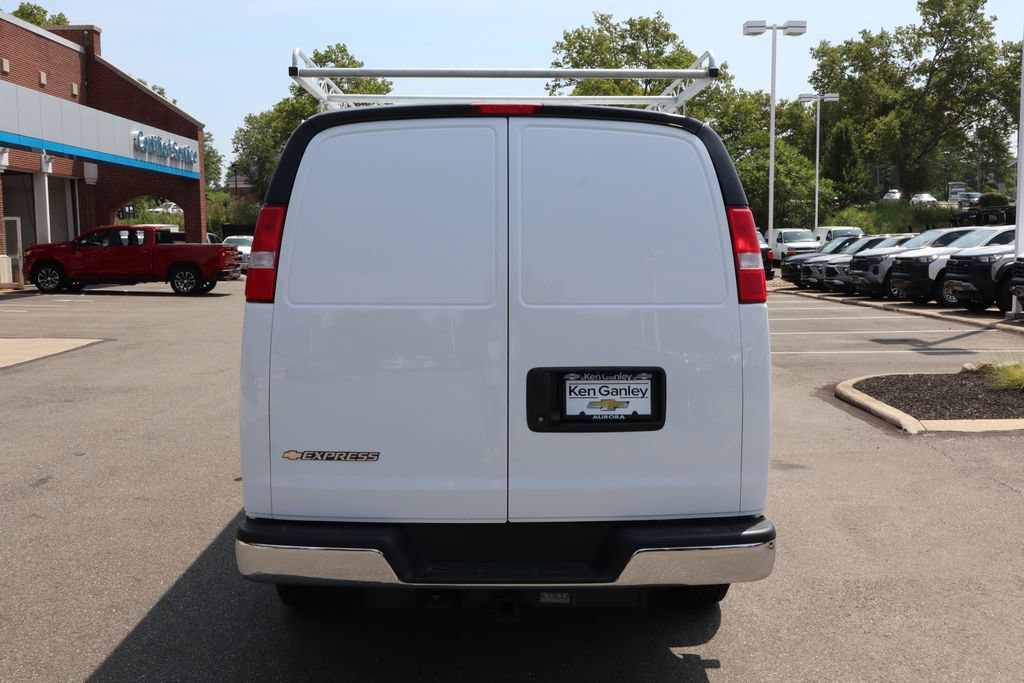 New 2025 Chevrolet Express 2500 w/ Driver Convenience Package RWD image 25