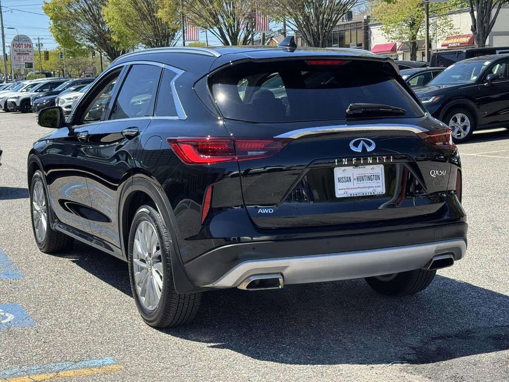 Used 2023 INFINITI QX50 Luxe AWD/4WD image 10