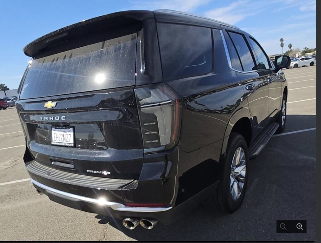 Used 2025 Chevrolet Tahoe Premier image 7