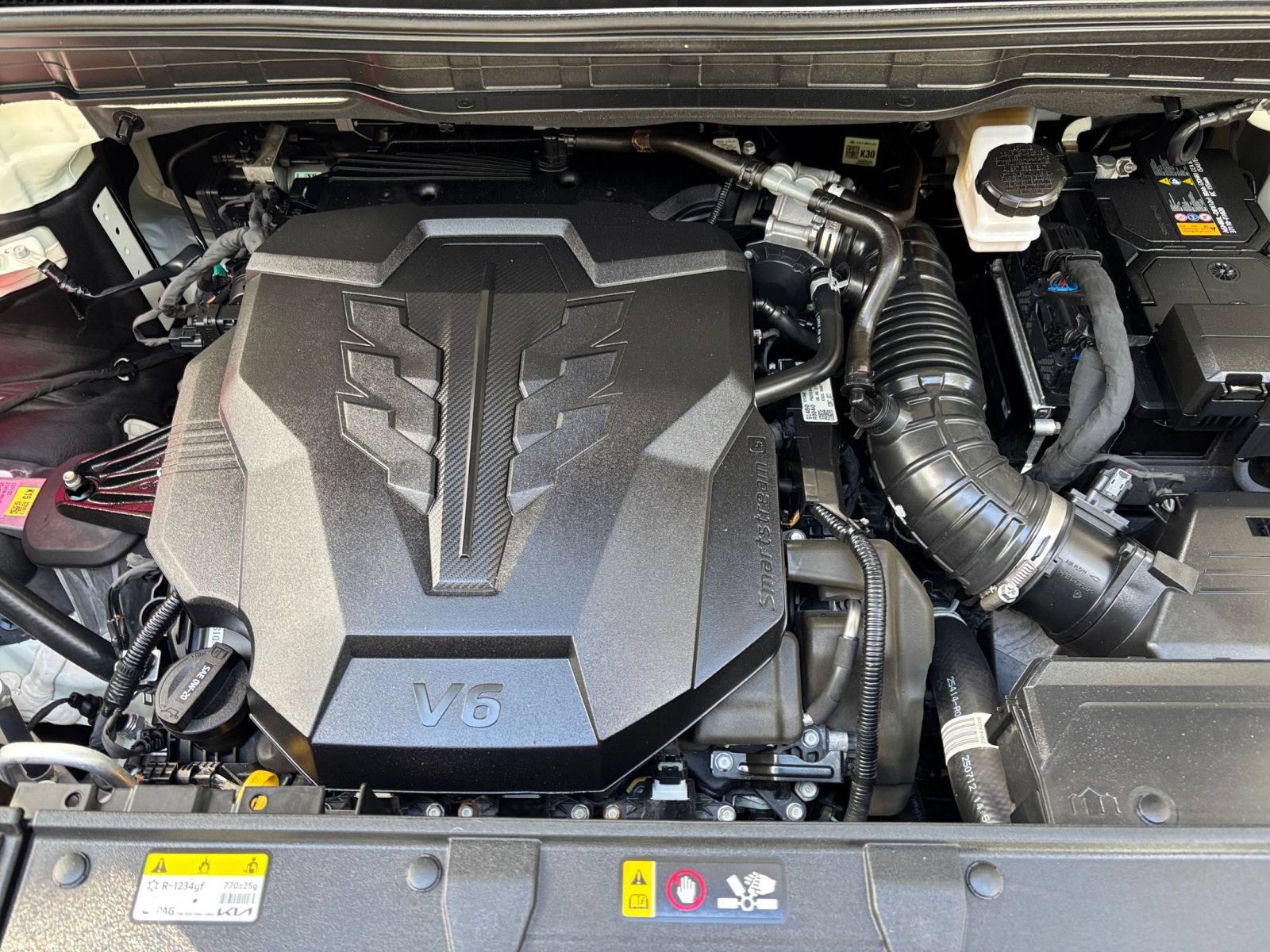 Used 2026 Kia Carnival FWD image 34