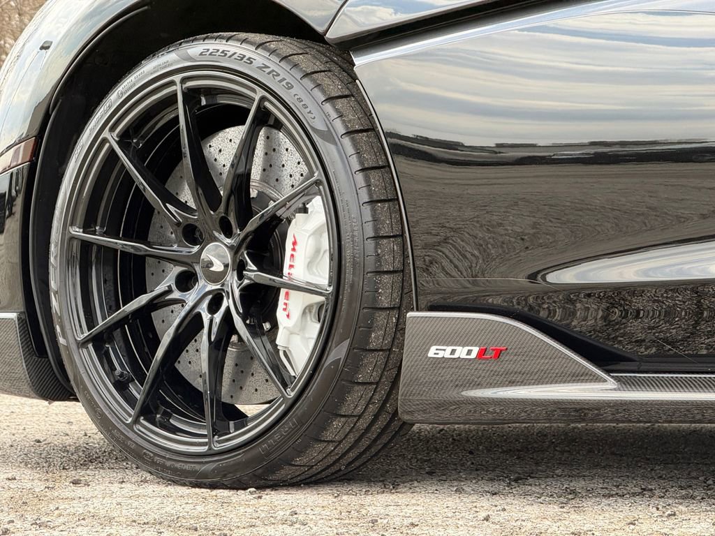 Used 2019 McLaren 600LT image 45