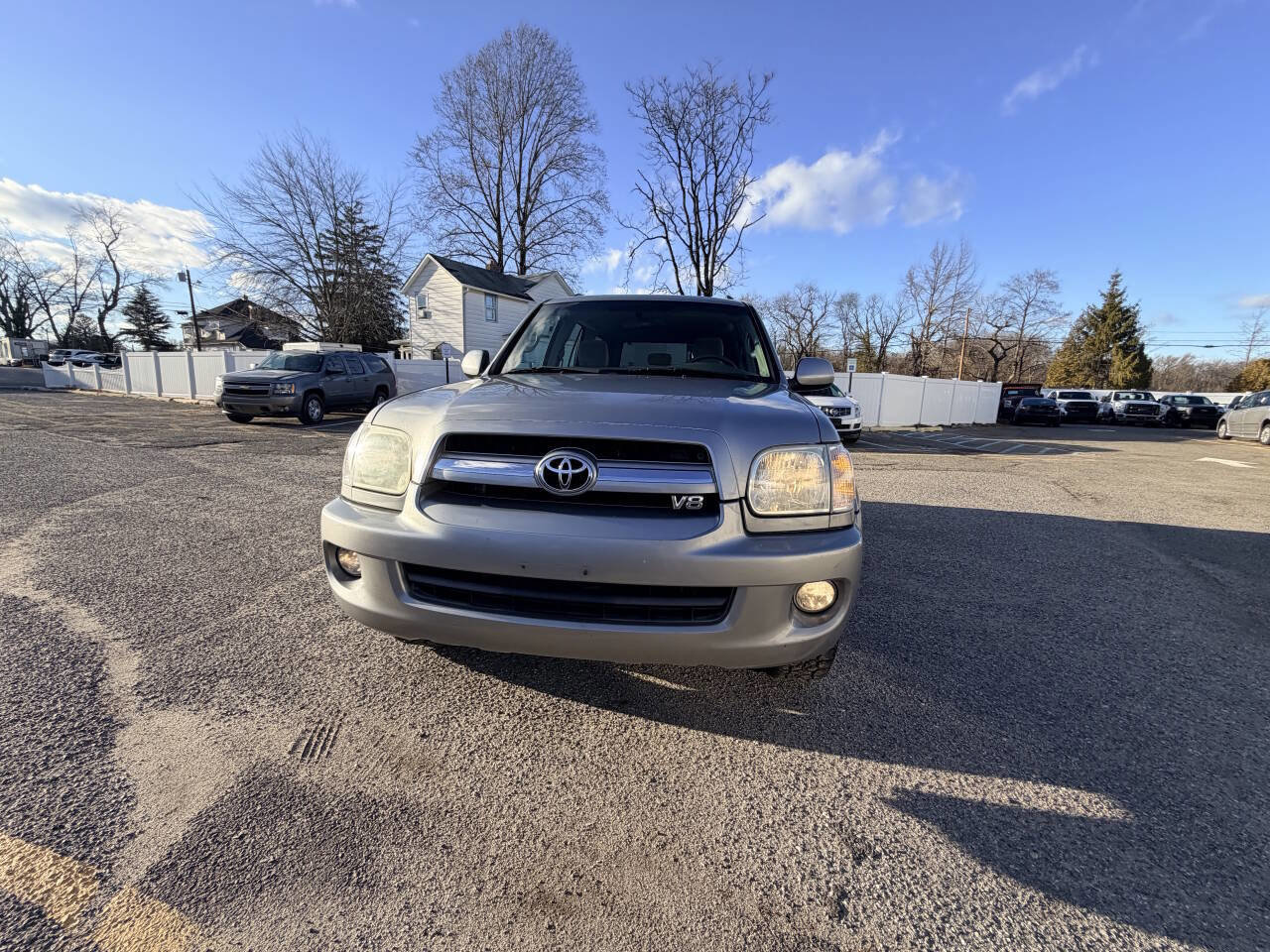 Used 2005 Toyota Sequoia SR5 image 3