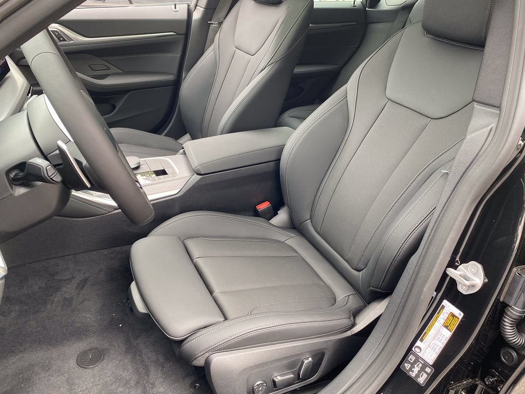 New 2026 BMW 430i xDrive w/ M Sport Package AWD/4WD image 15