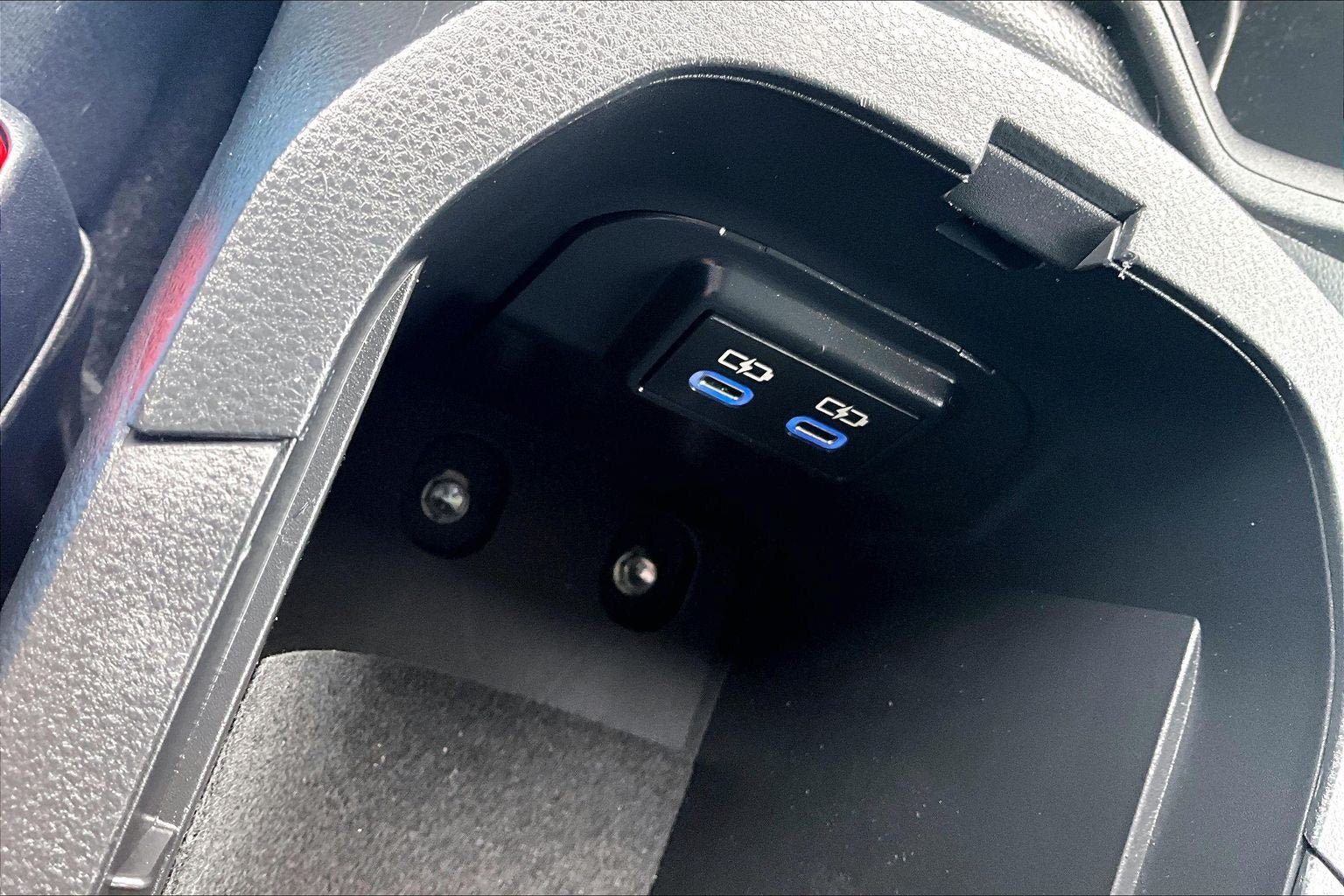 Used 2022 Toyota RAV4 LE AWD/4WD image 31