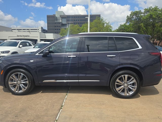 Used 2024 Cadillac XT6 Premium Luxury AWD/4WD image 9