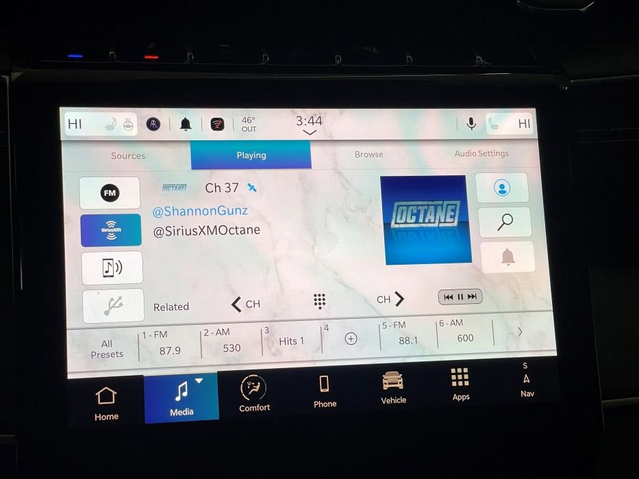 New 2024 Jeep Grand Cherokee Limited 4xe w/ Luxury Tech Group II image 41