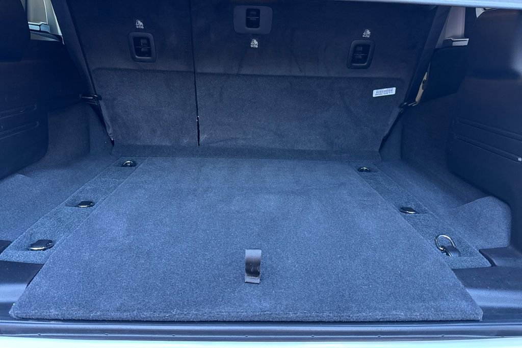 Used 2024 Jeep Wrangler Sahara image 17