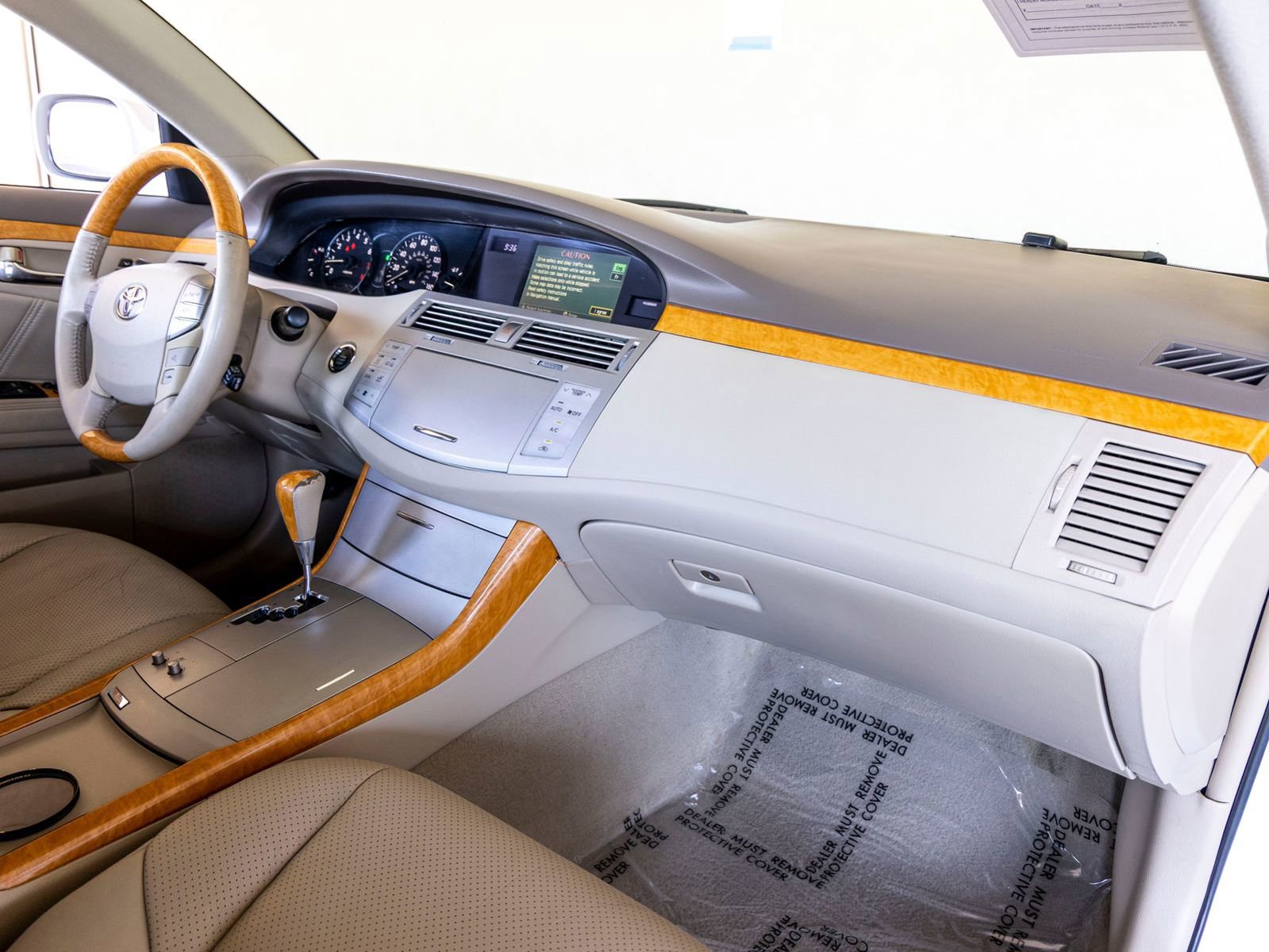 Used 2006 Toyota Avalon image 28