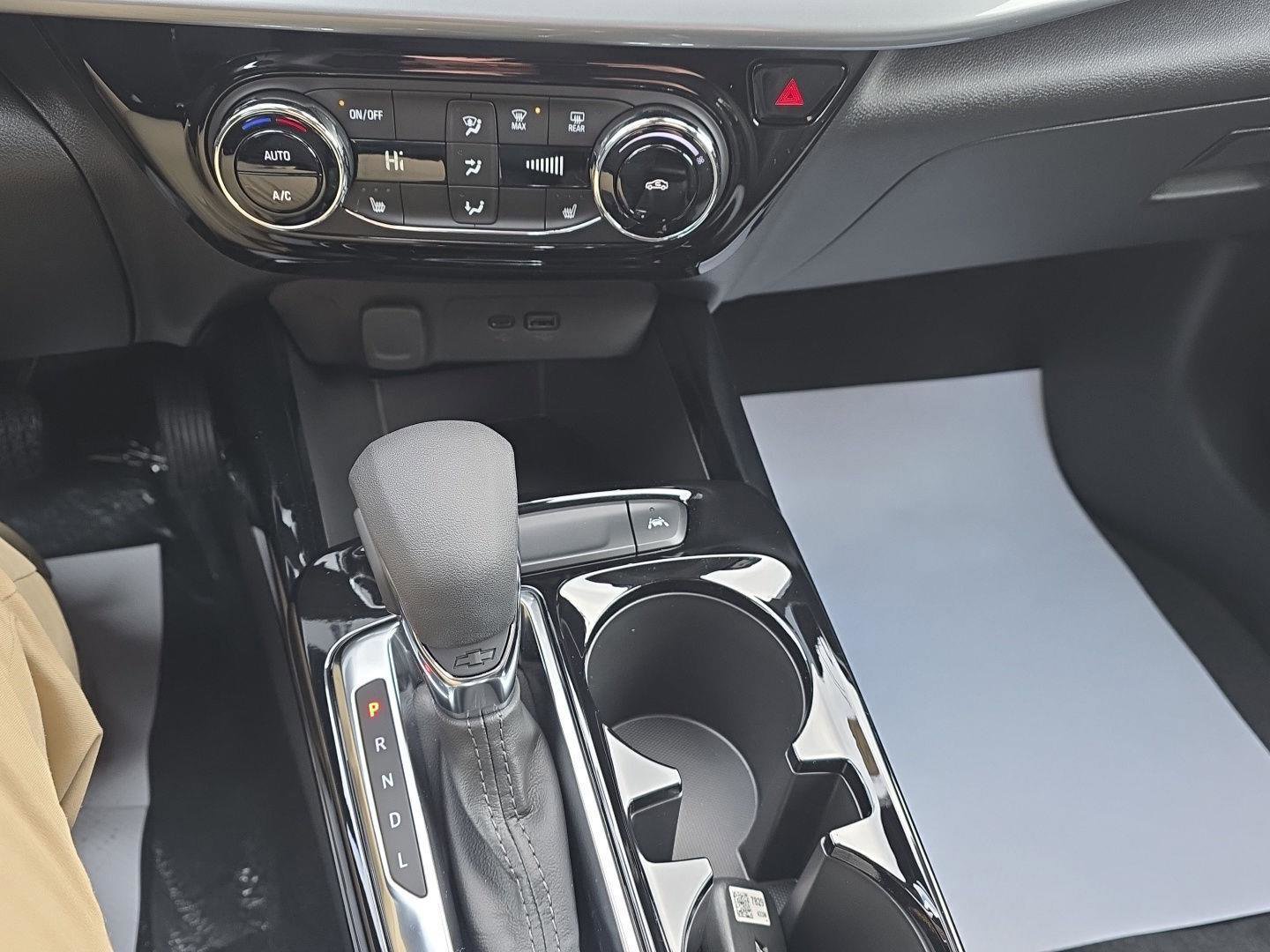 New 2025 Chevrolet Trax LT w/ Driver Confidence Package image 15