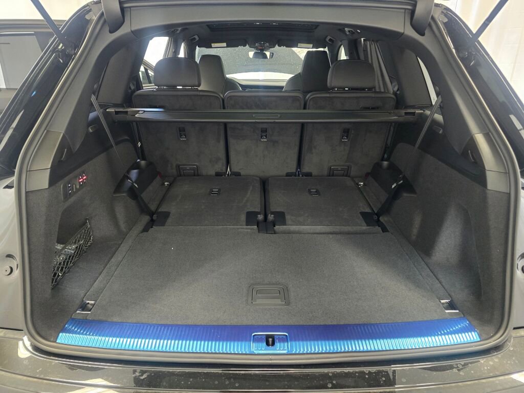 New 2026 Audi SQ7 Premium Plus image 11