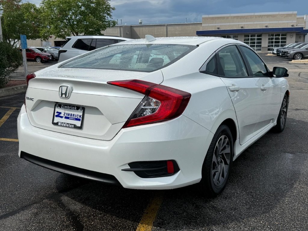 Used 2017 Honda Civic EX image 3