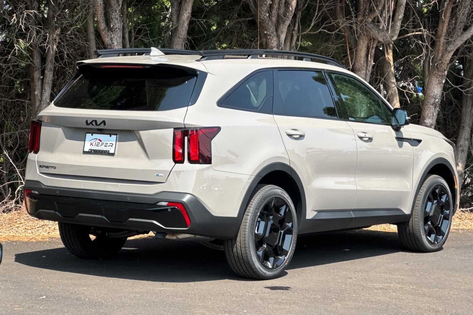 New 2026 Kia Sorento X-Line EX image 3