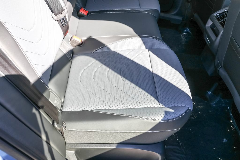 New 2026 Volkswagen Tiguan SE AWD/4WD image 42