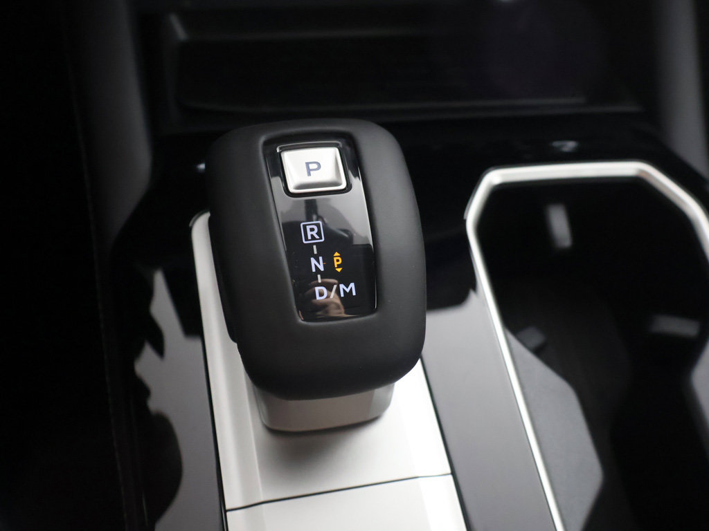 New 2026 Mitsubishi Outlander LE FWD image 50