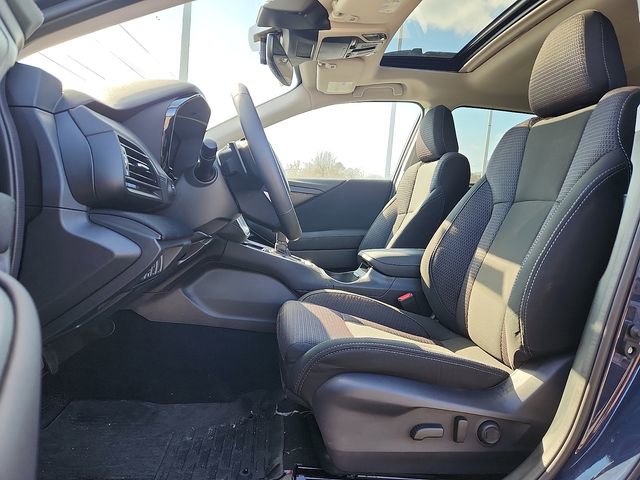 Used 2025 Subaru Outback Premium image 13