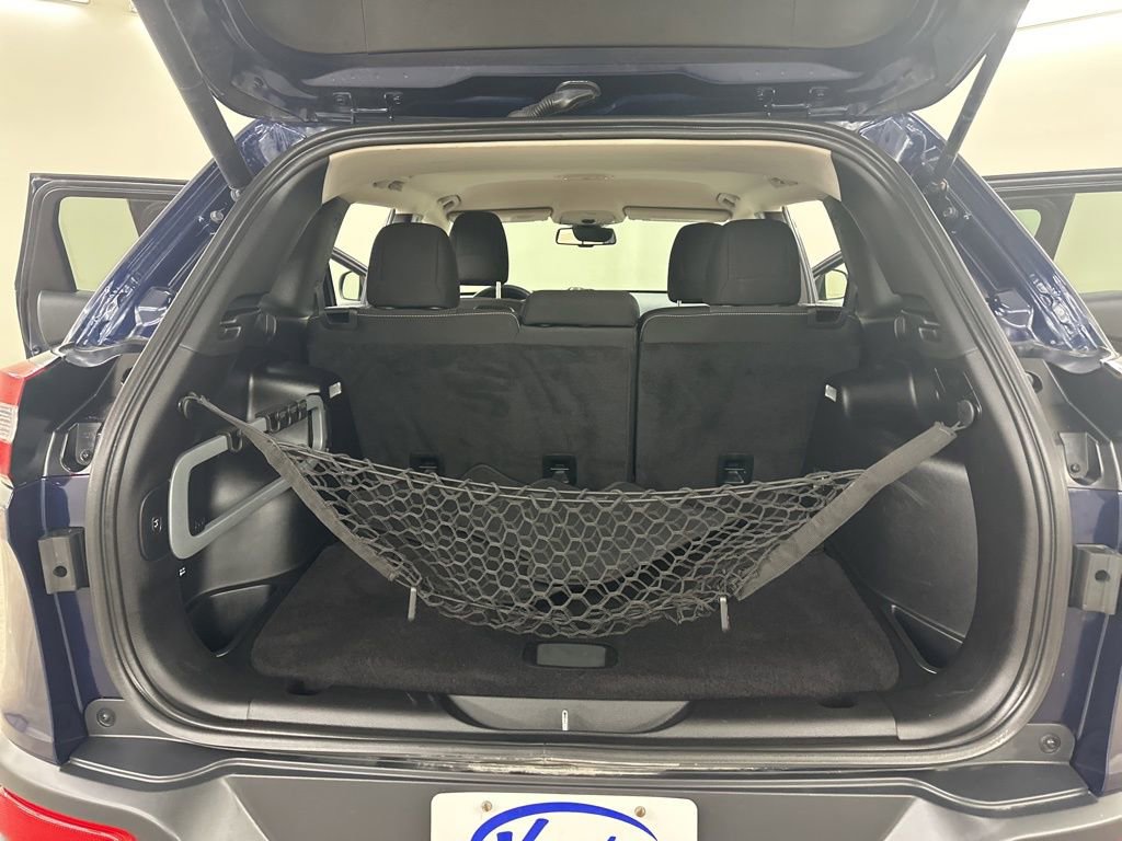 Used 2015 Jeep Cherokee Latitude w/ Comfort/Convenience Group image 26