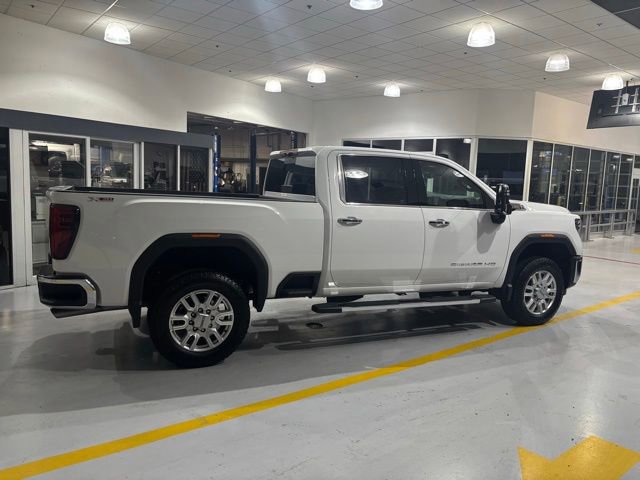 Used 2024 GMC Sierra 3500 SLT w/ SLT Premium Package AWD/4WD image 10
