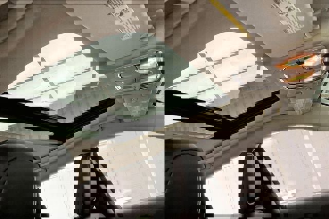 Used 2017 Jeep Cherokee Limited w/ Luxury Group image 13