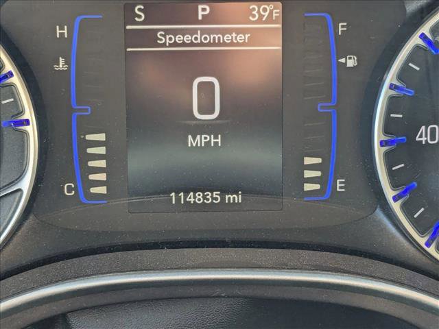 Used 2018 Chrysler Pacifica Touring-L image 6