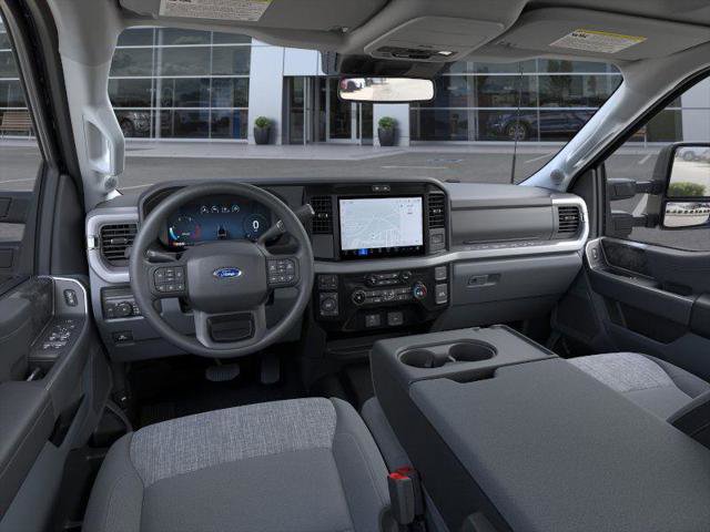 New 2025 Ford F250 XLT w/ Black Appearance Package image 9