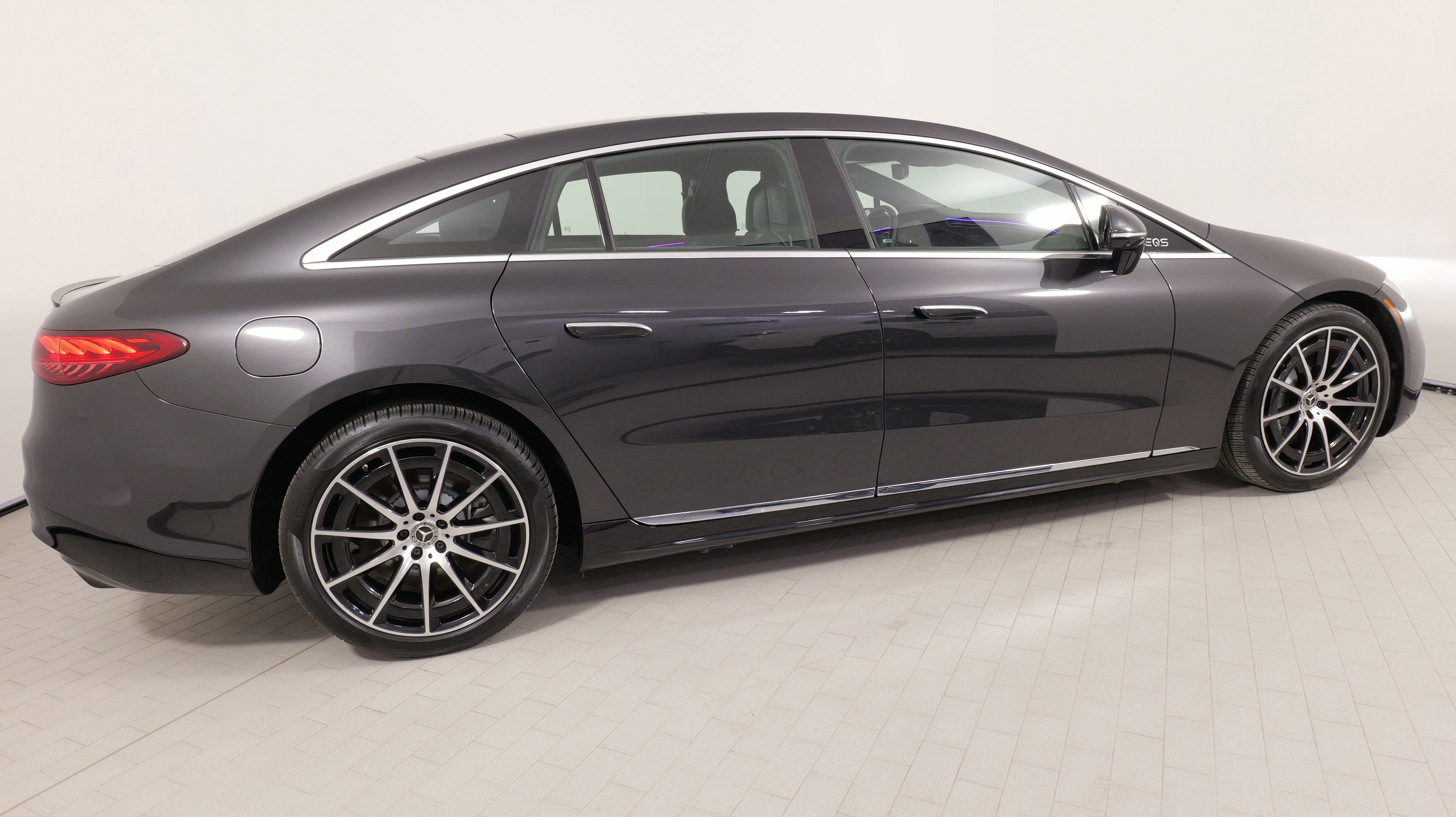 Used 2025 Mercedes-Benz EQS 580 EQS 580 4MATIC image 10