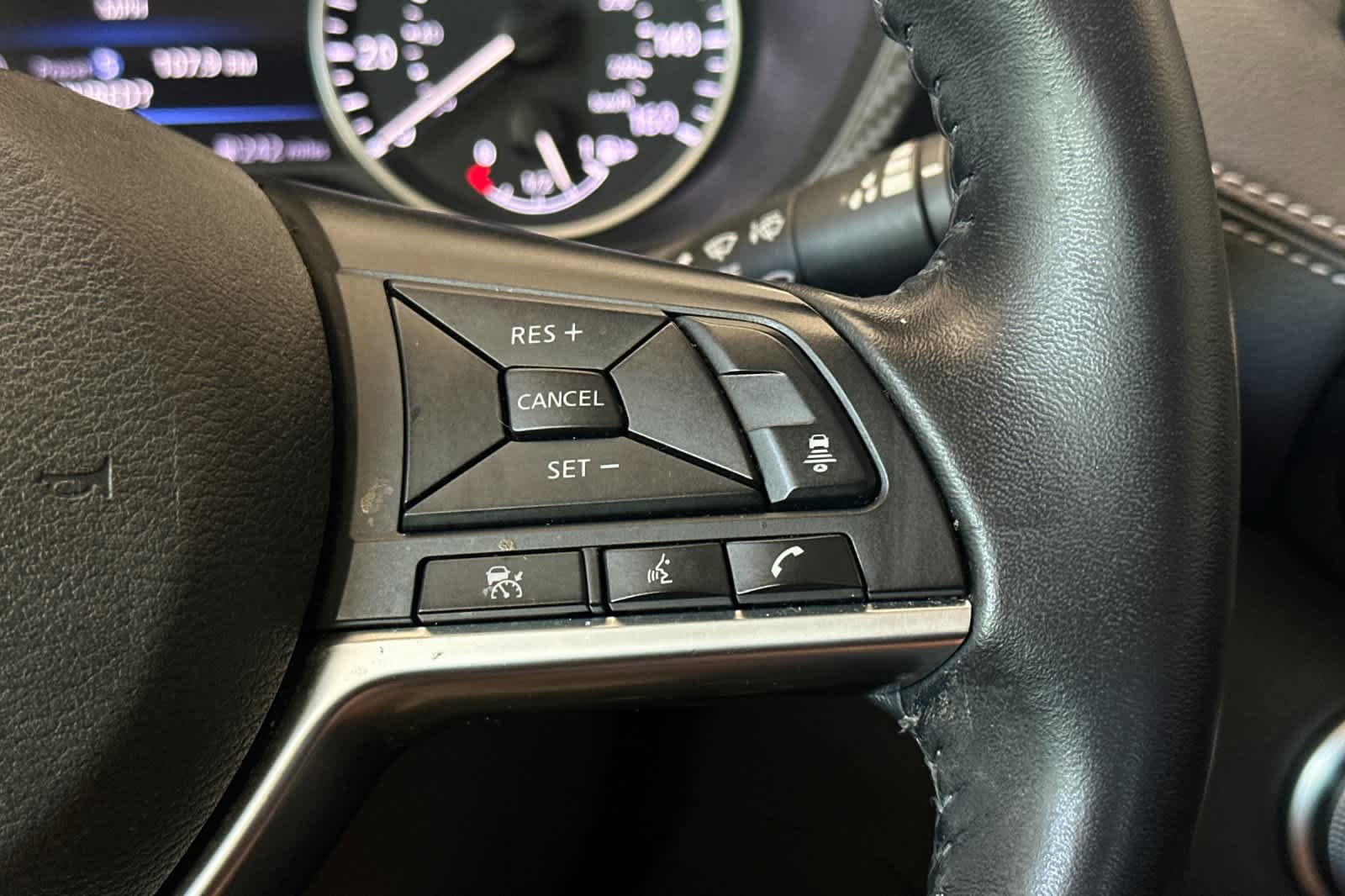 Used 2020 Nissan Sentra SV FWD image 25