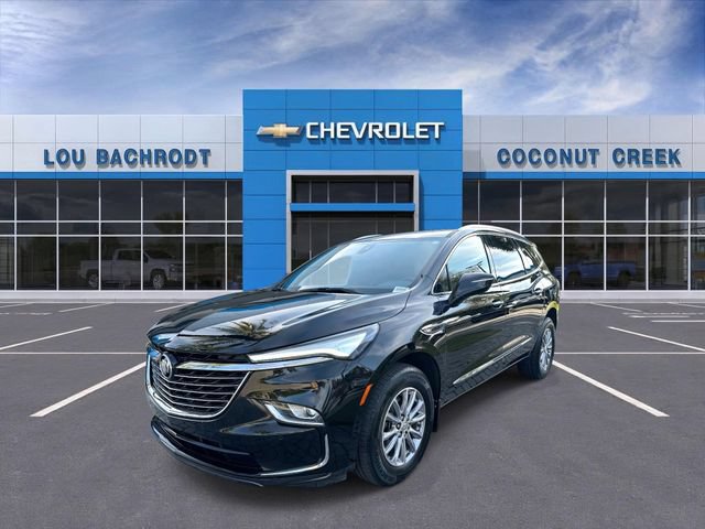 Used 2023 Buick Enclave Essence FWD image 4