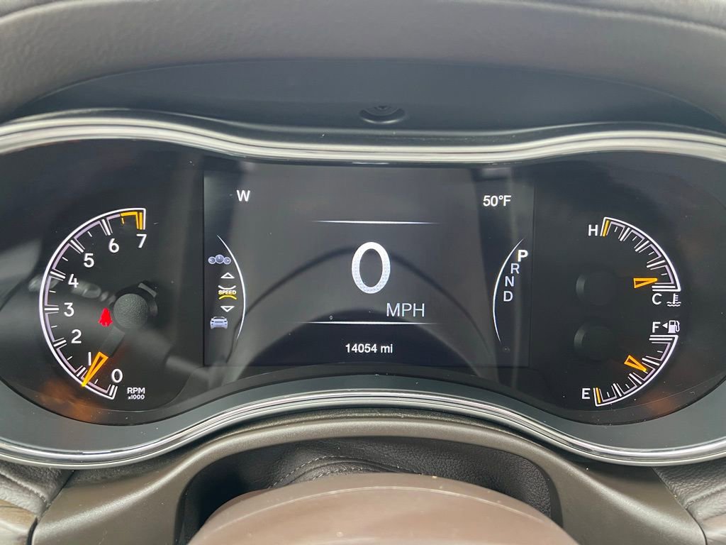 Used 2020 Jeep Grand Cherokee Overland image 33