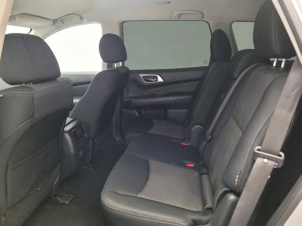 Used 2018 Nissan Pathfinder SV FWD image 18