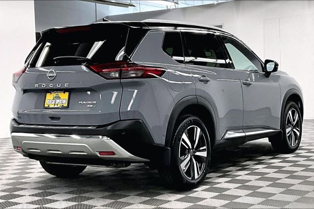 Used 2023 Nissan Rogue Platinum w/ Platinum Premium Package AWD/4WD image 13