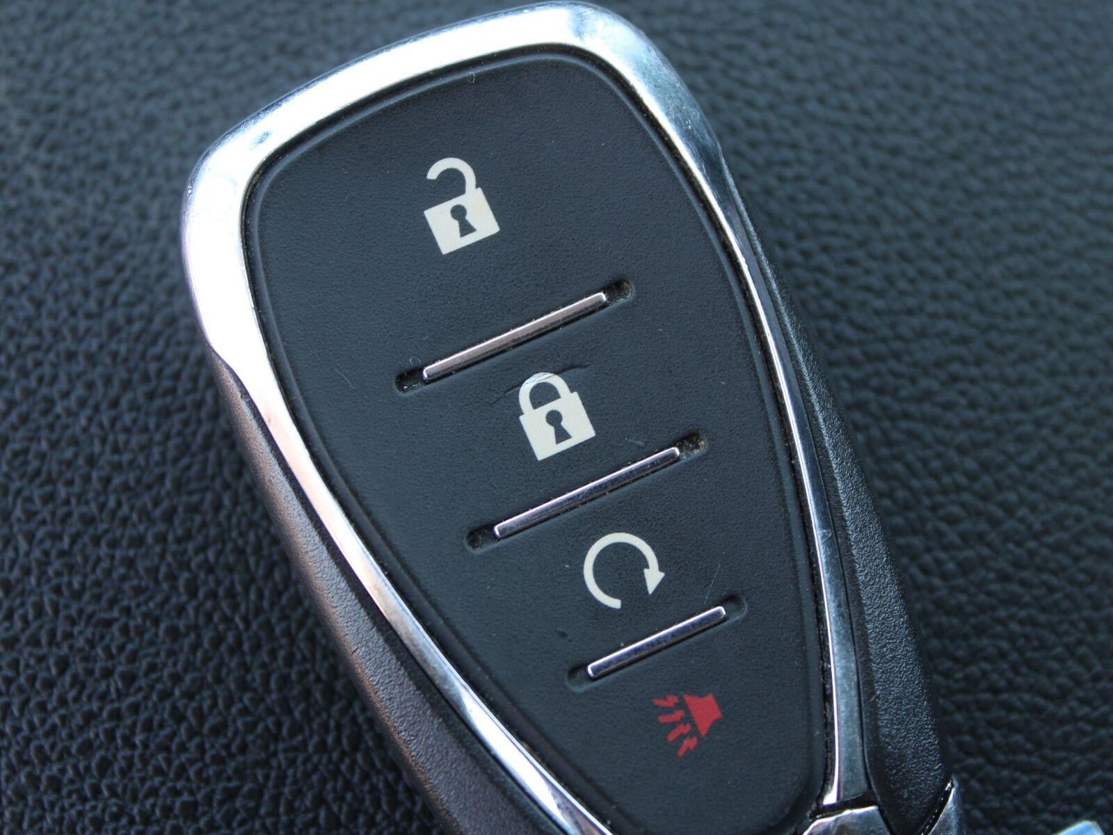 Used 2022 Chevrolet TrailBlazer LT AWD/4WD image 16