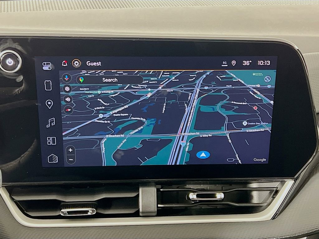 New 2026 Chevrolet Equinox LT w/ LPO, Floor Liner Package image 13