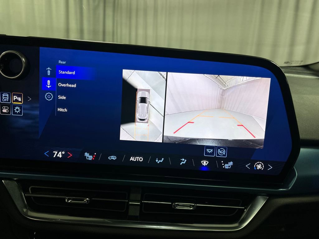 Used 2025 Chevrolet Equinox EV LT w/ Convenience Package FWD image 18