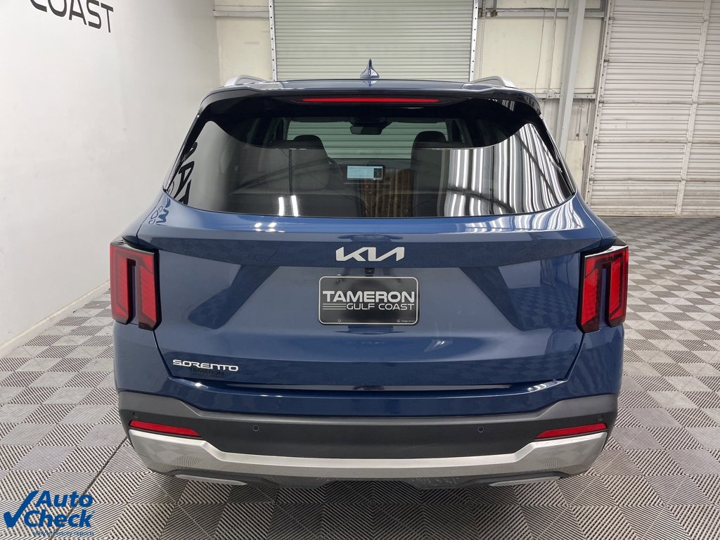 Used 2025 Kia Sorento SX image 10