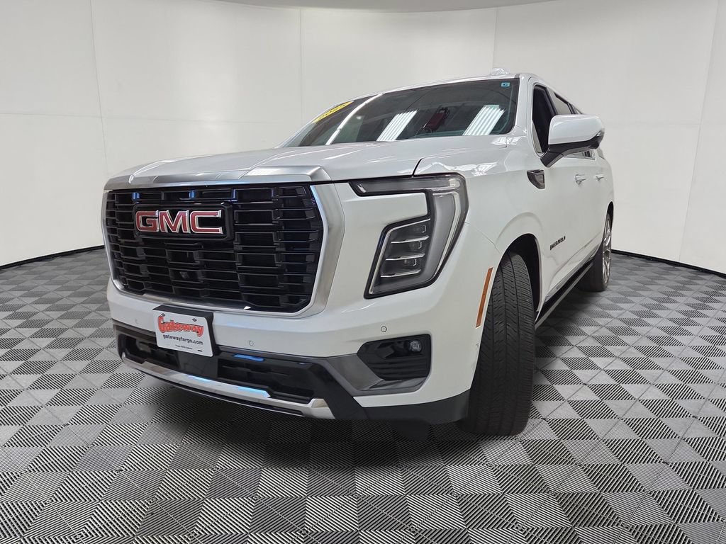 Used 2025 GMC Yukon XL Denali Ultimate AWD/4WD image 7