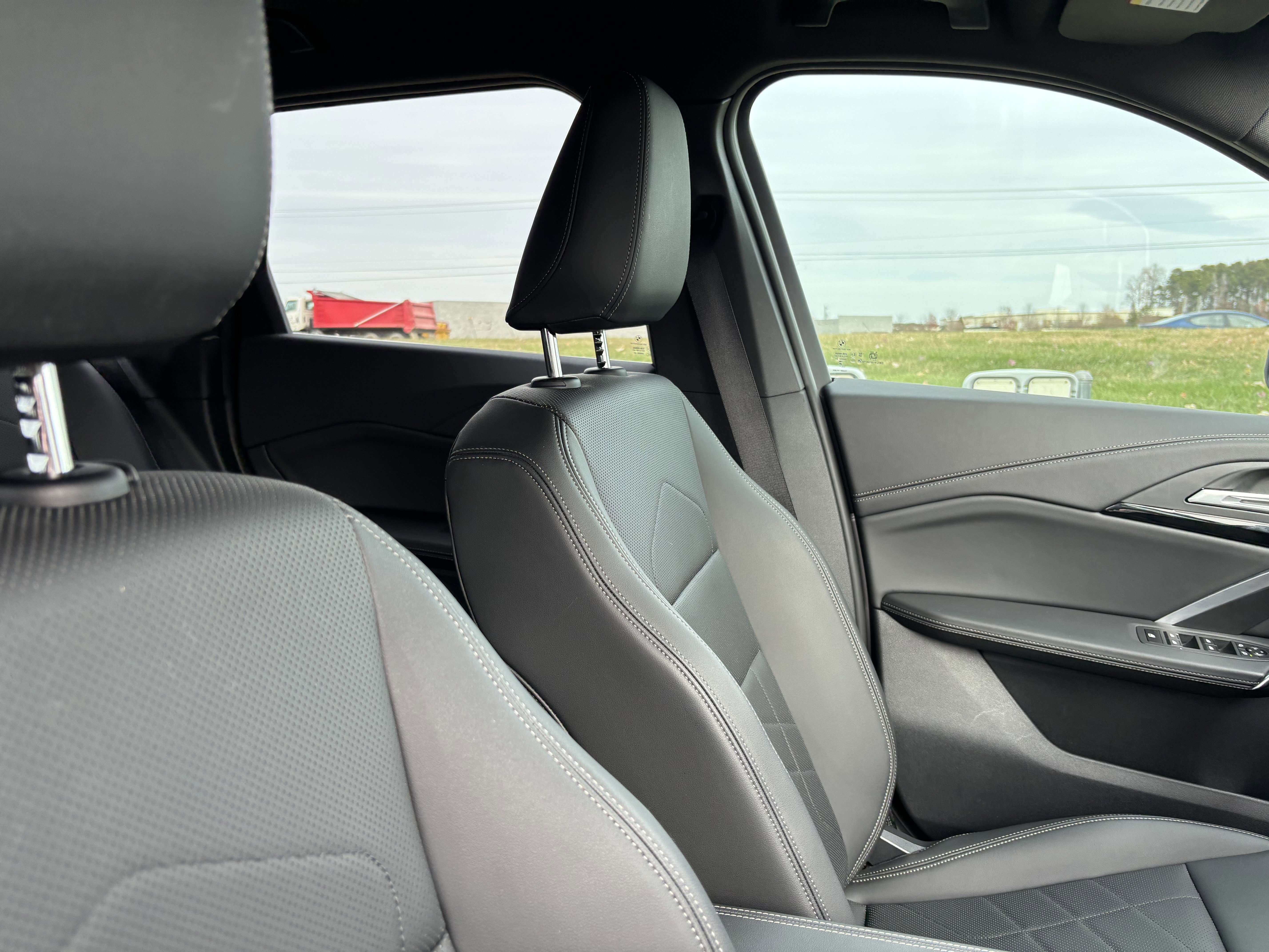 Certified 2025 BMW X1 xDrive28i w/ Convenience Package image 35