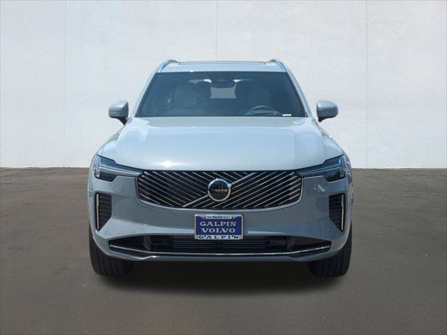 New 2026 Volvo XC90 T8 Ultra w/ Protection Package AWD/4WD image 4