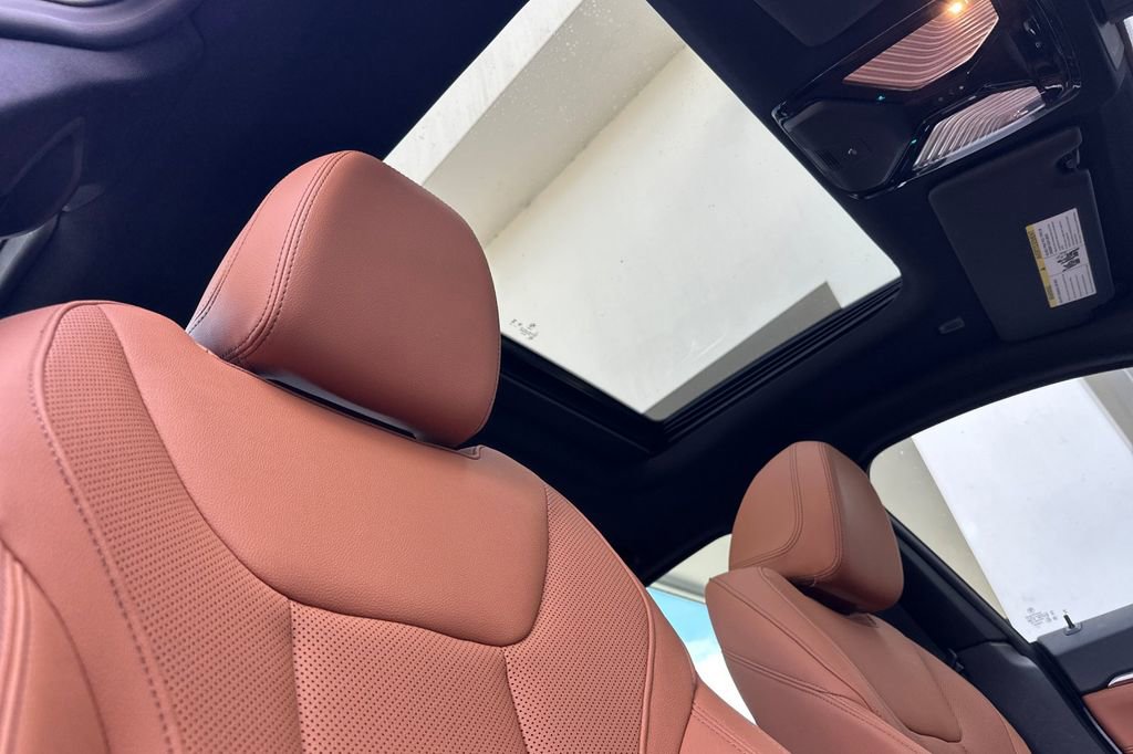 Used 2023 BMW i4 eDrive35 w/ Parking Assistance Package image 17