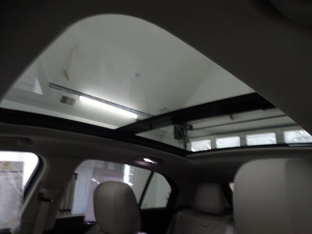 Certified 2023 Cadillac XT4 Luxury w/ Cold Weather Package image 10