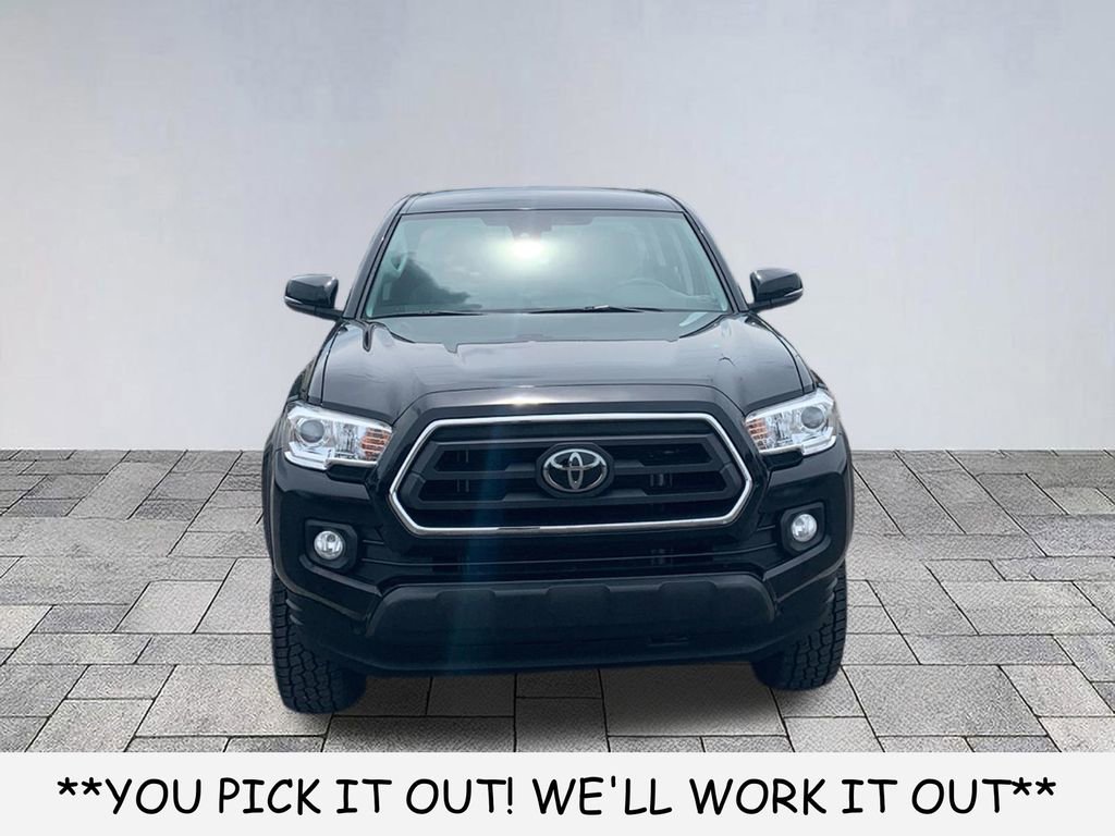 Used 2022 Toyota Tacoma SR5 RWD image 2