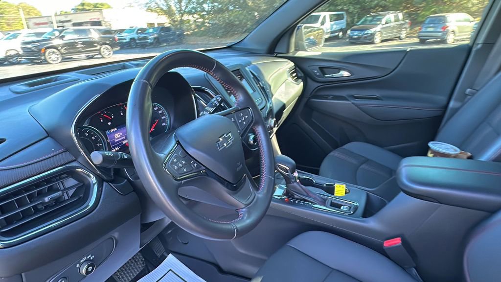 Used 2022 Chevrolet Equinox RS image 11