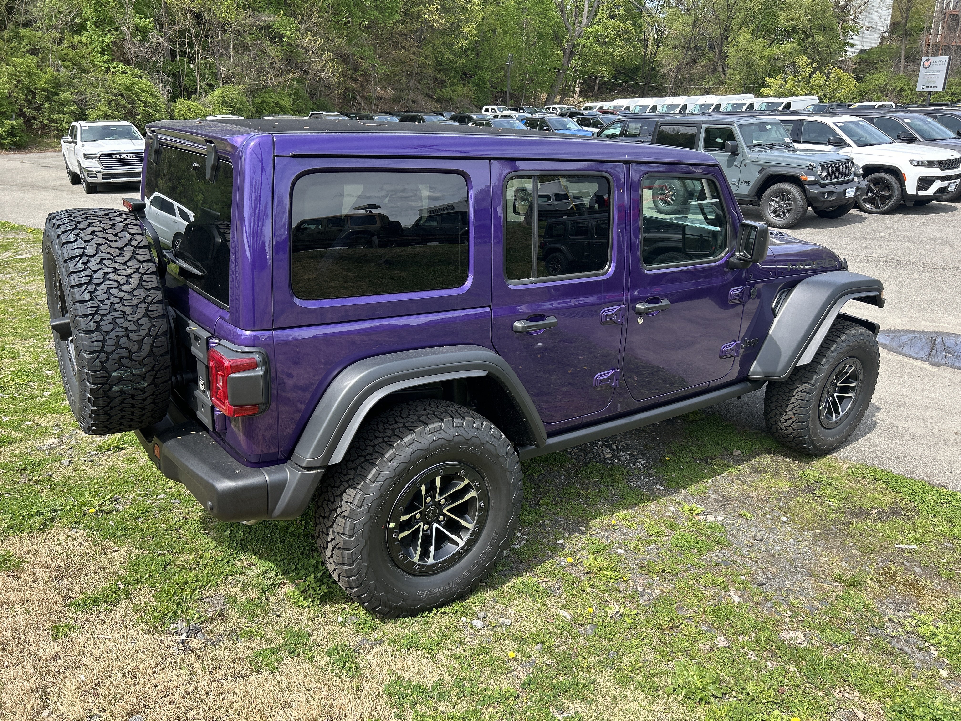 New 2026 Jeep Wrangler Unlimited Rubicon 392 w/ Quick Order Package 27X Moab AWD/4WD image 7